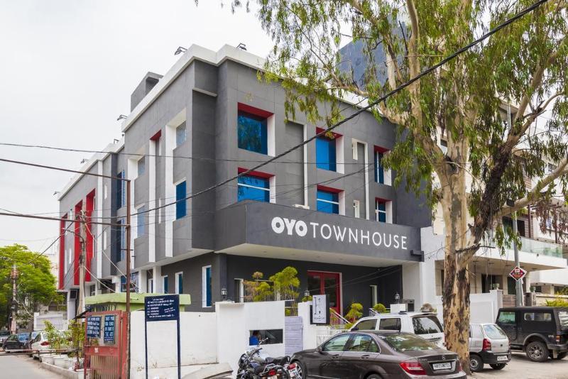 Hotel Oyo Townhouse 008 Greater Kailash Delhi  Exterior foto